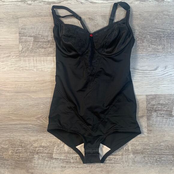 Vintage Tops - Vintage Subtract Black Lace Bodysuit – Size 34B